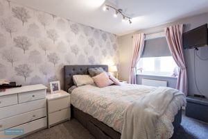 Bedroom- click for photo gallery